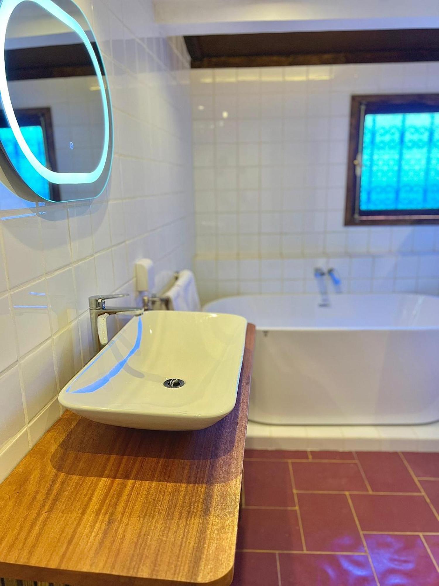 Fly Fishes Hotel Saint-Louis Εξωτερικό φωτογραφία