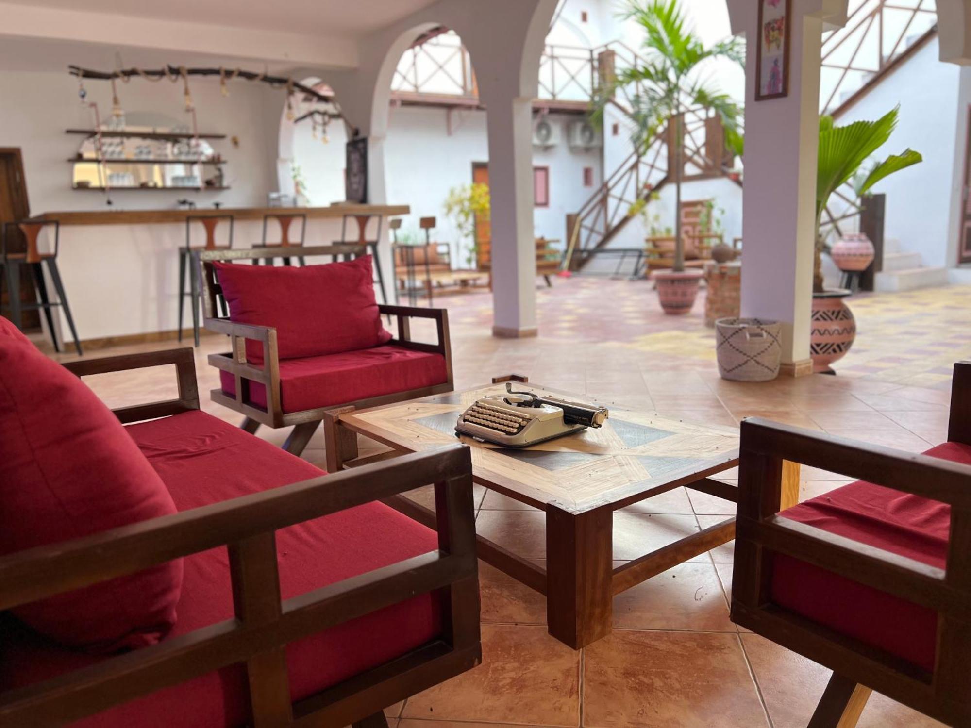 Fly Fishes Hotel Saint-Louis Εξωτερικό φωτογραφία